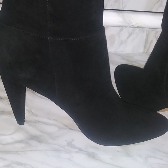 Boots. - Picture 6 of 11